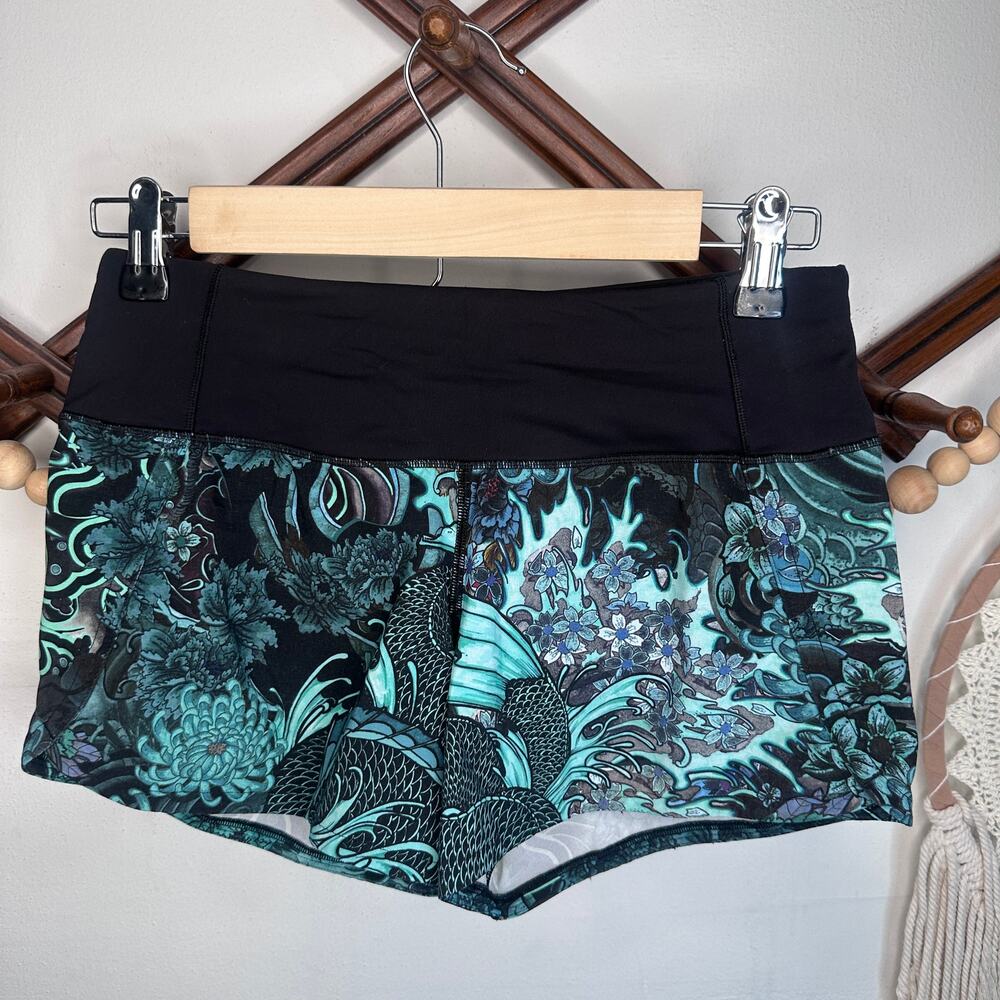 Lululemon Memoir Green Floral Speed Up Shorts
